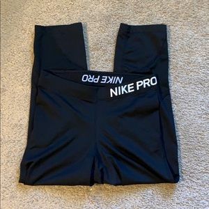 Nike Pro Crop Leggings